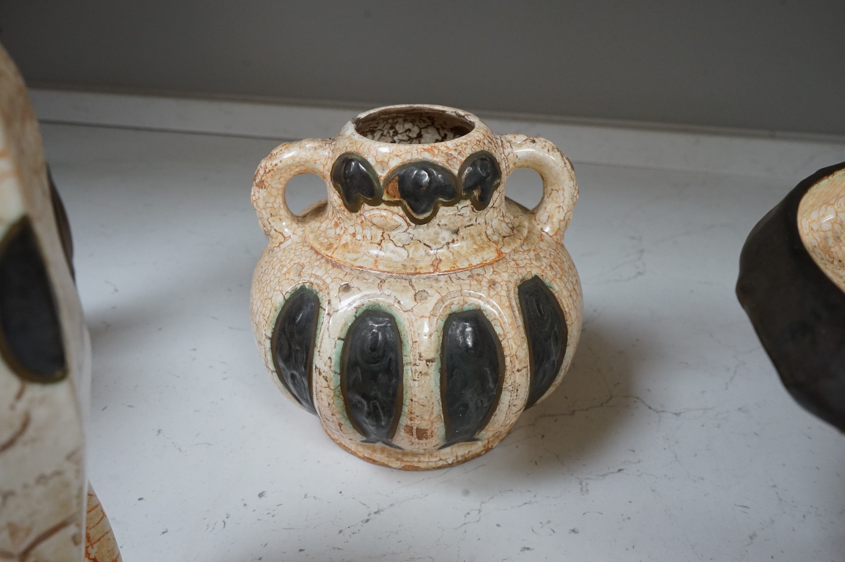 Four vases and a comport, Czech Ditmar Urbach glazed pottery, comport 20cm diameter